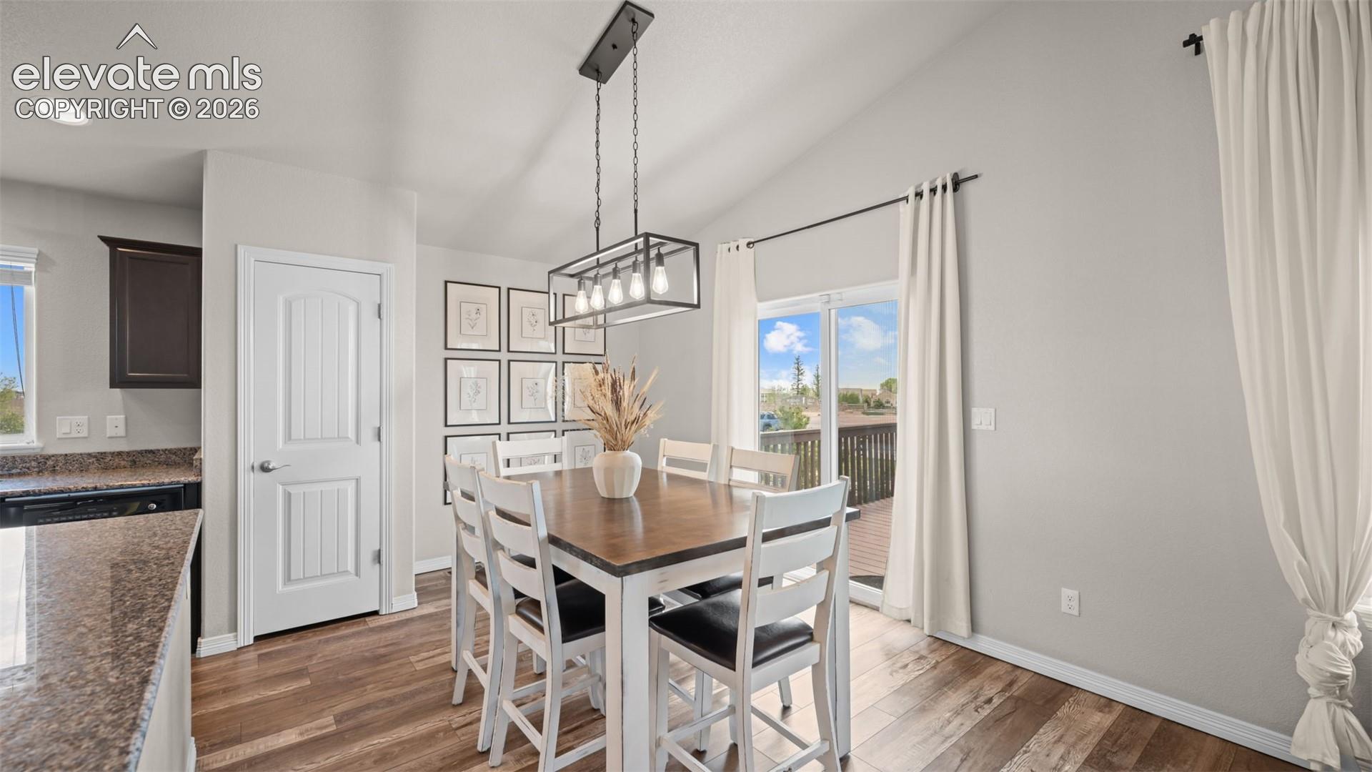 Listing photo 15 for 9420 Beryl Drive
