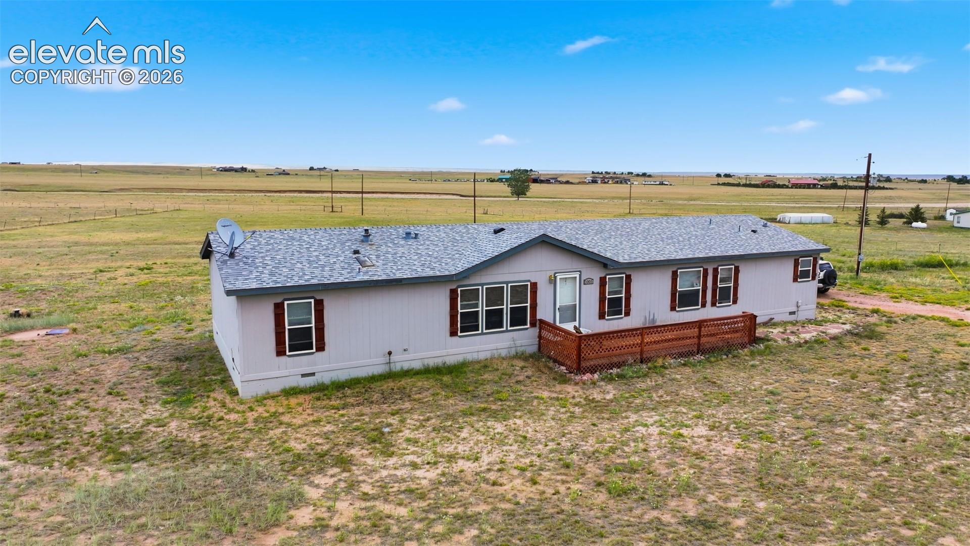 Listing photo 24 for 1005 Engleby Drive