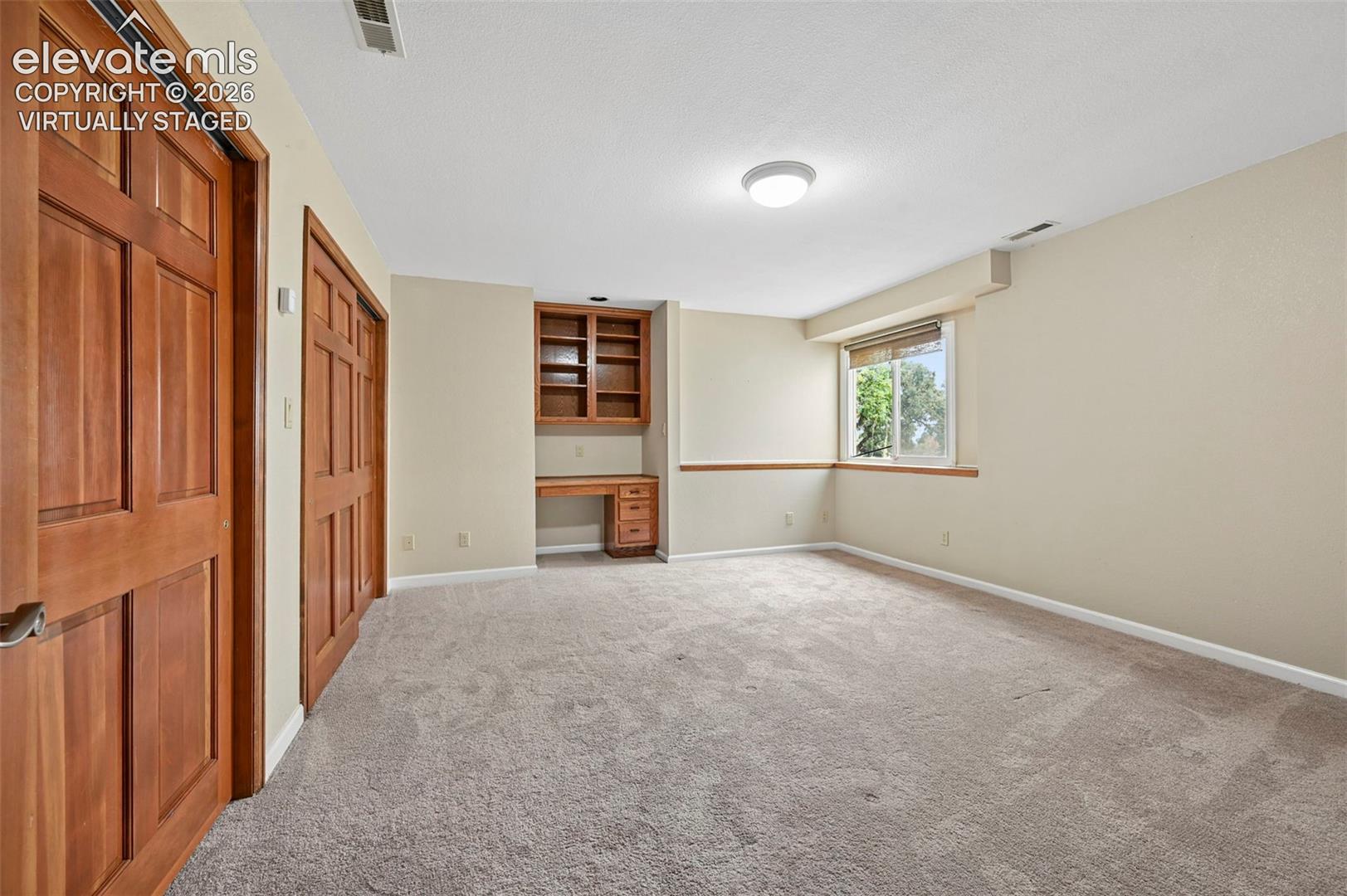 Listing photo 42 for 5365 Broadmoor Bluffs Drive