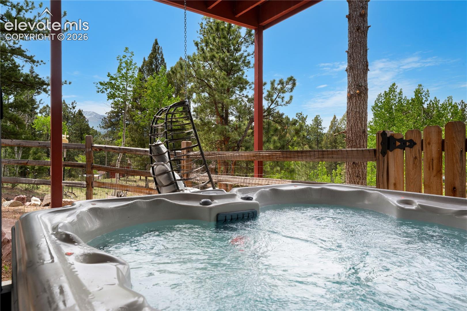 Listing photo 37 for 73 Aspen Drive