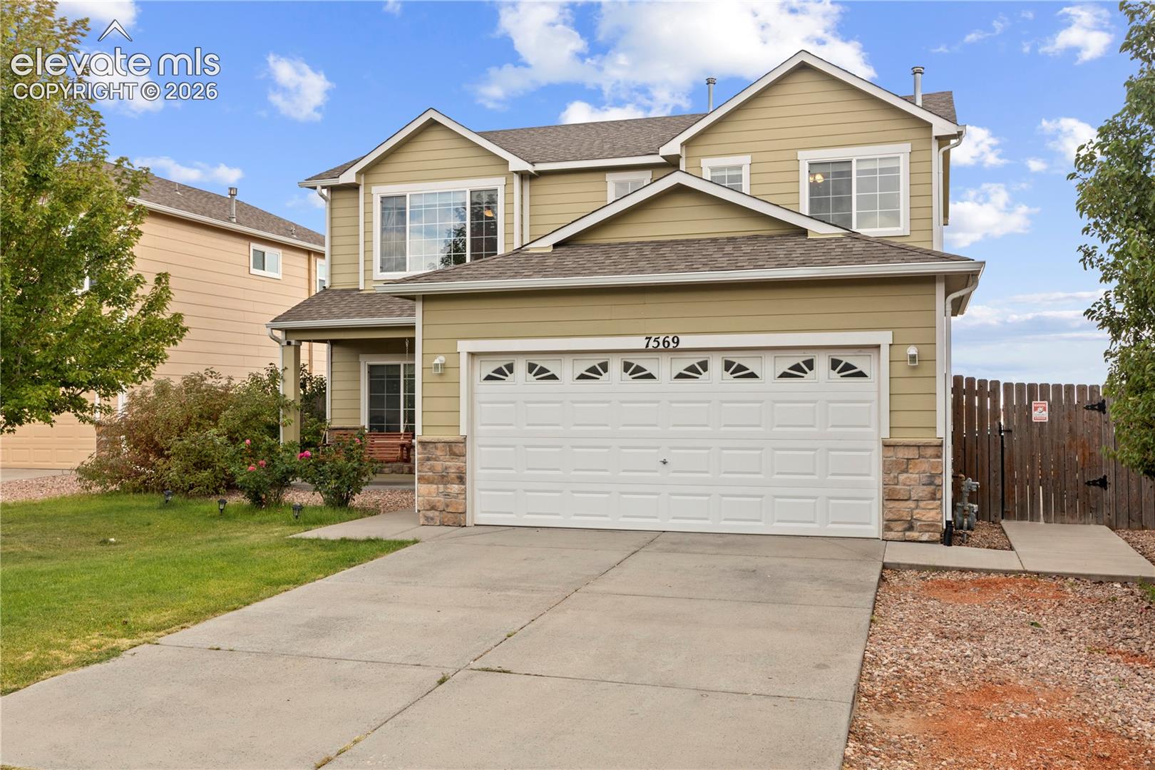 7569 Chenoa Court, photo 3