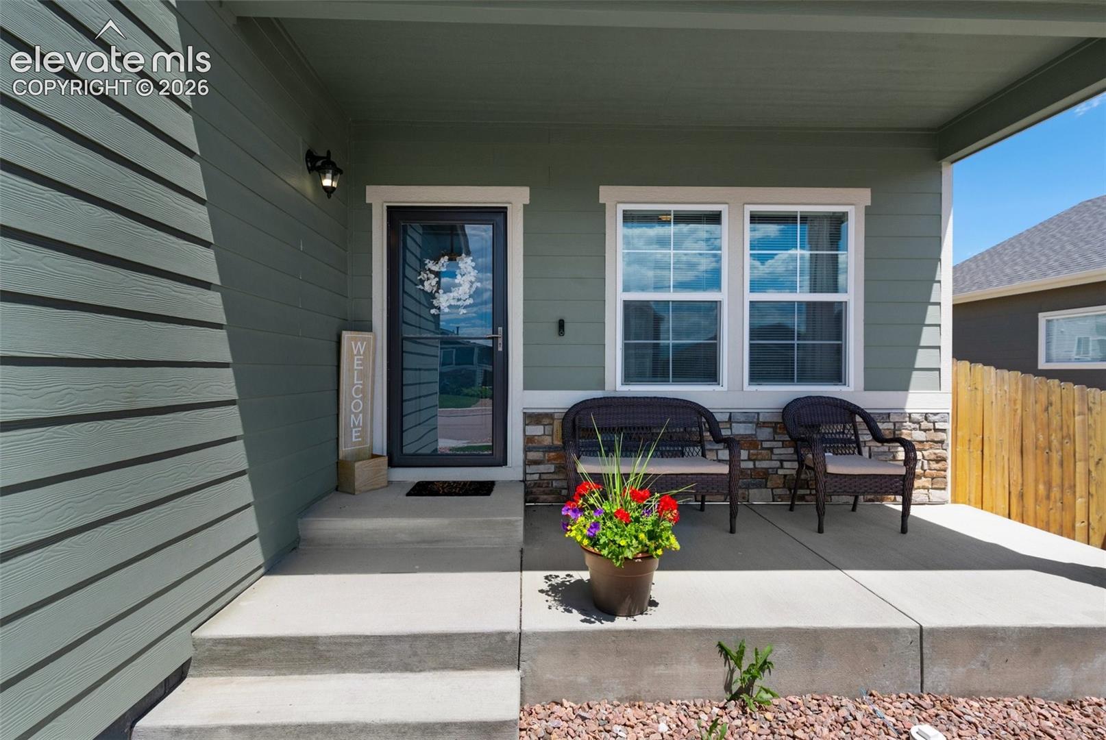 Listing photo 2 for 2823 Gobi Drive