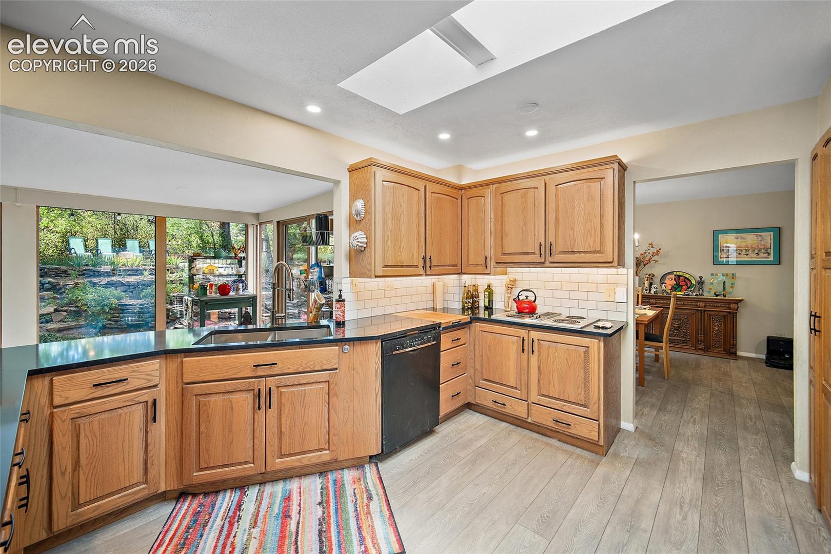 2201 Hercules Drive, photo 13