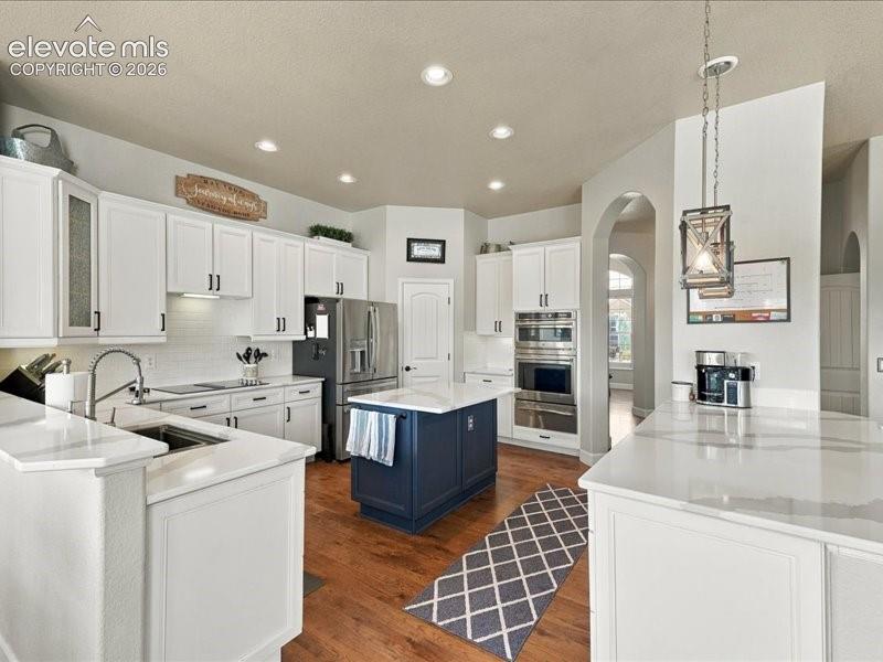 Listing photo 11 for 589 Burke Hollow Drive