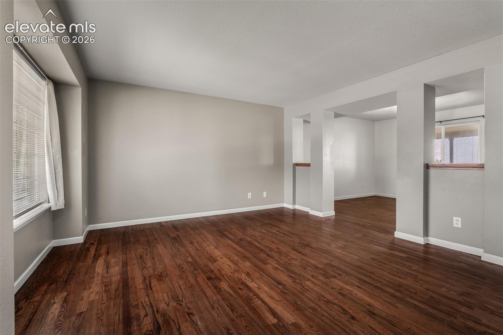 Listing photo 7 for 7477 Theresa Drive