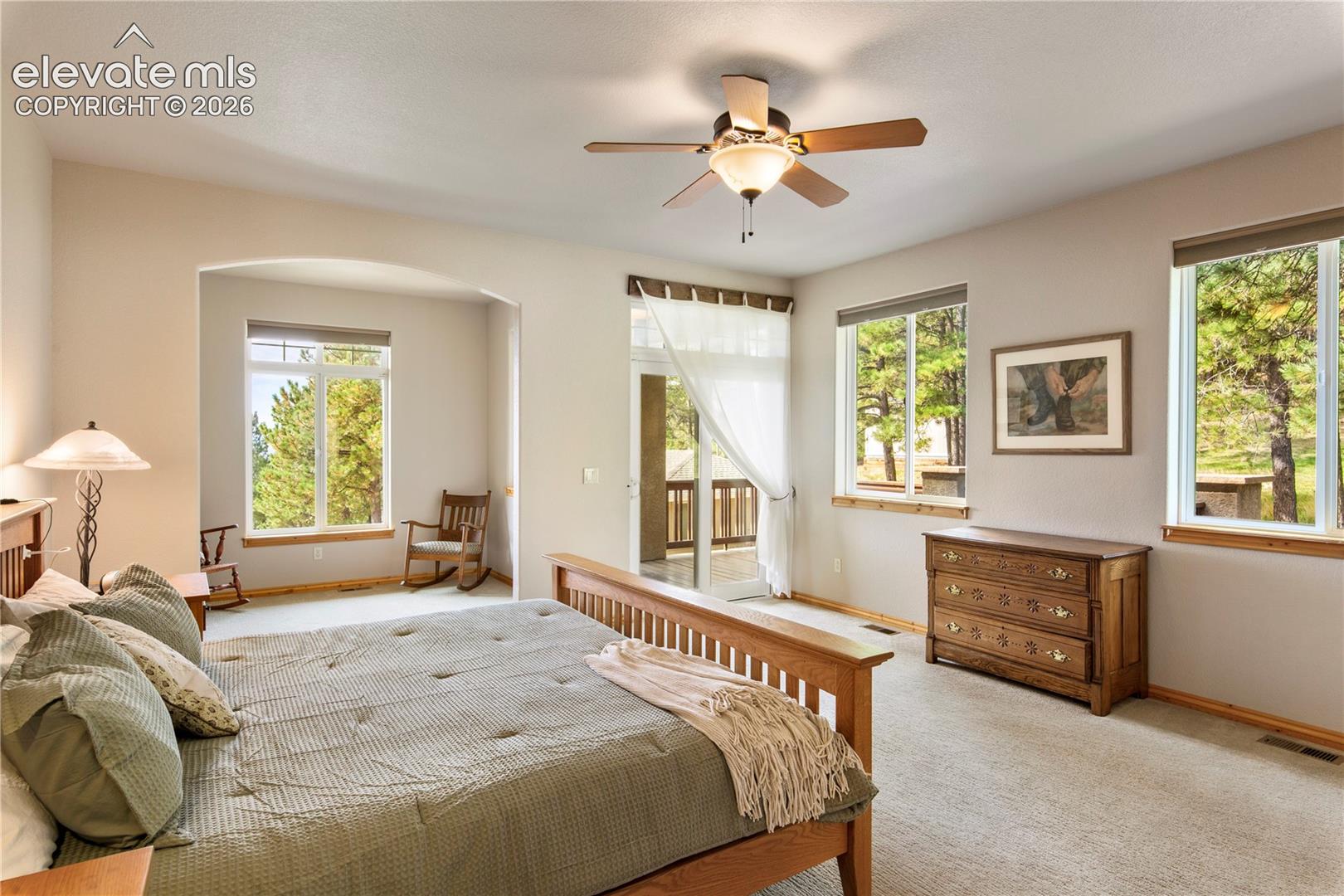 Listing photo 12 for 3290 Hamal Circle