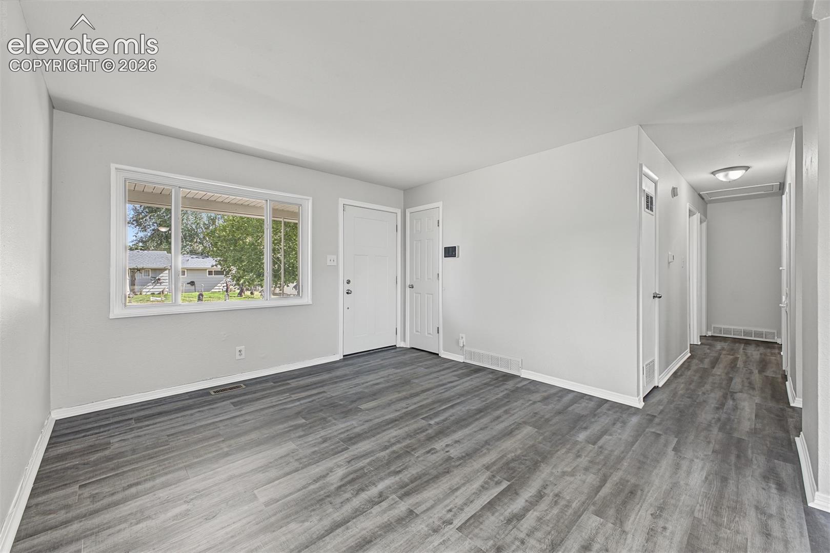 Listing photo 9 for 1612 Widefield Drive