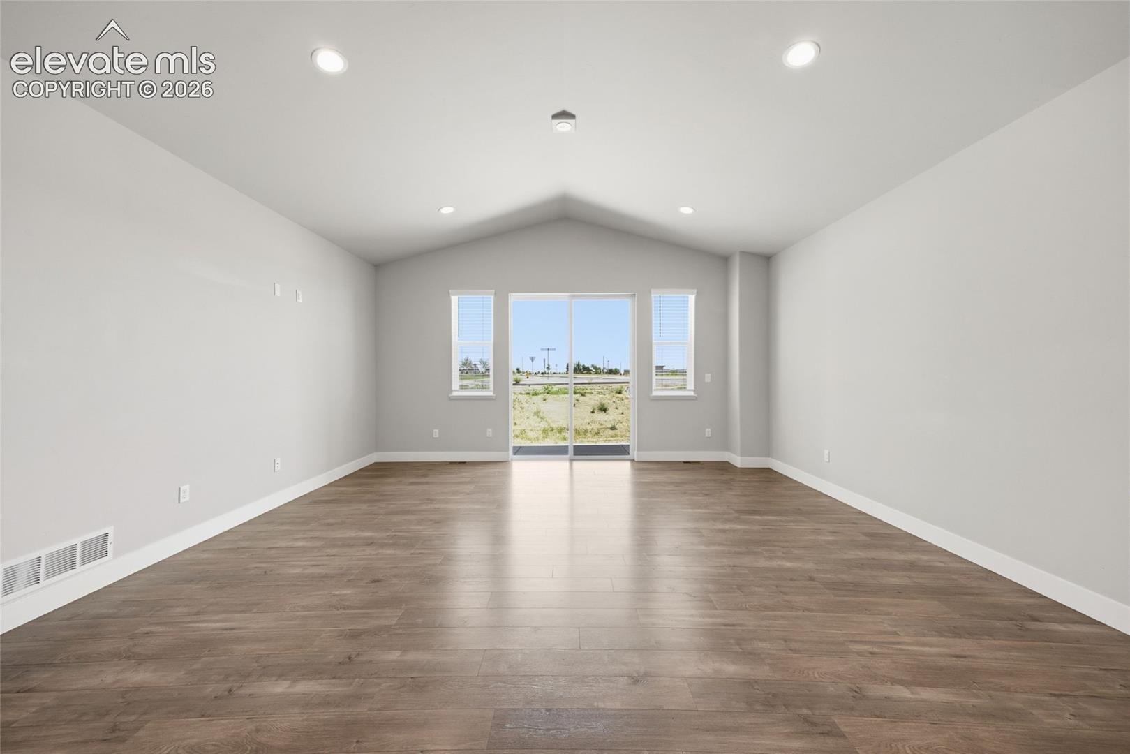 Listing photo 17 for 7650 Almond Wood Loop