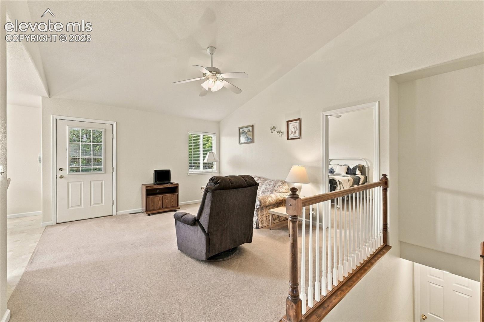 Listing photo 13 for 7538 Sailwind Drive