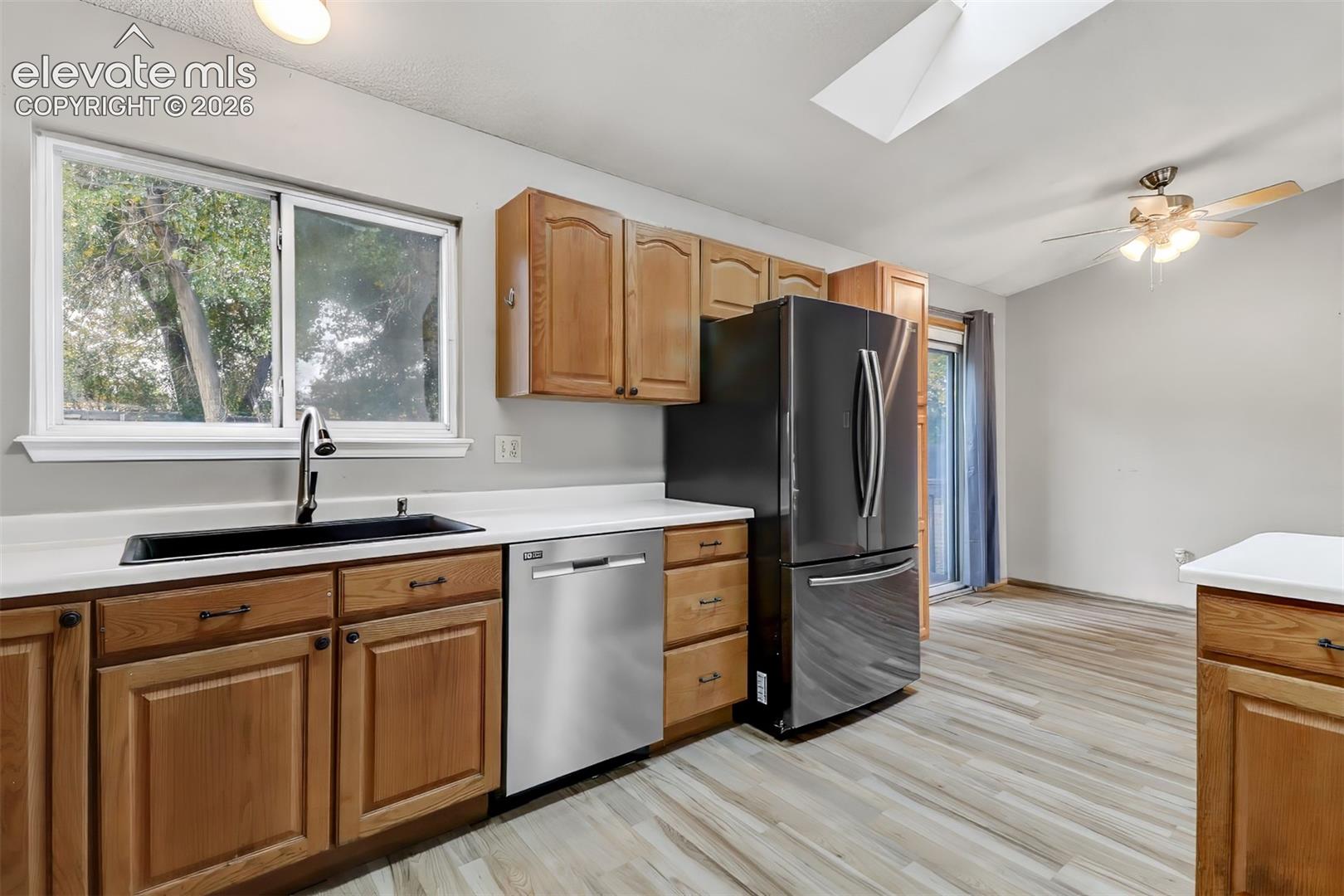 Listing photo 9 for 9650 Dutch Elm Drive