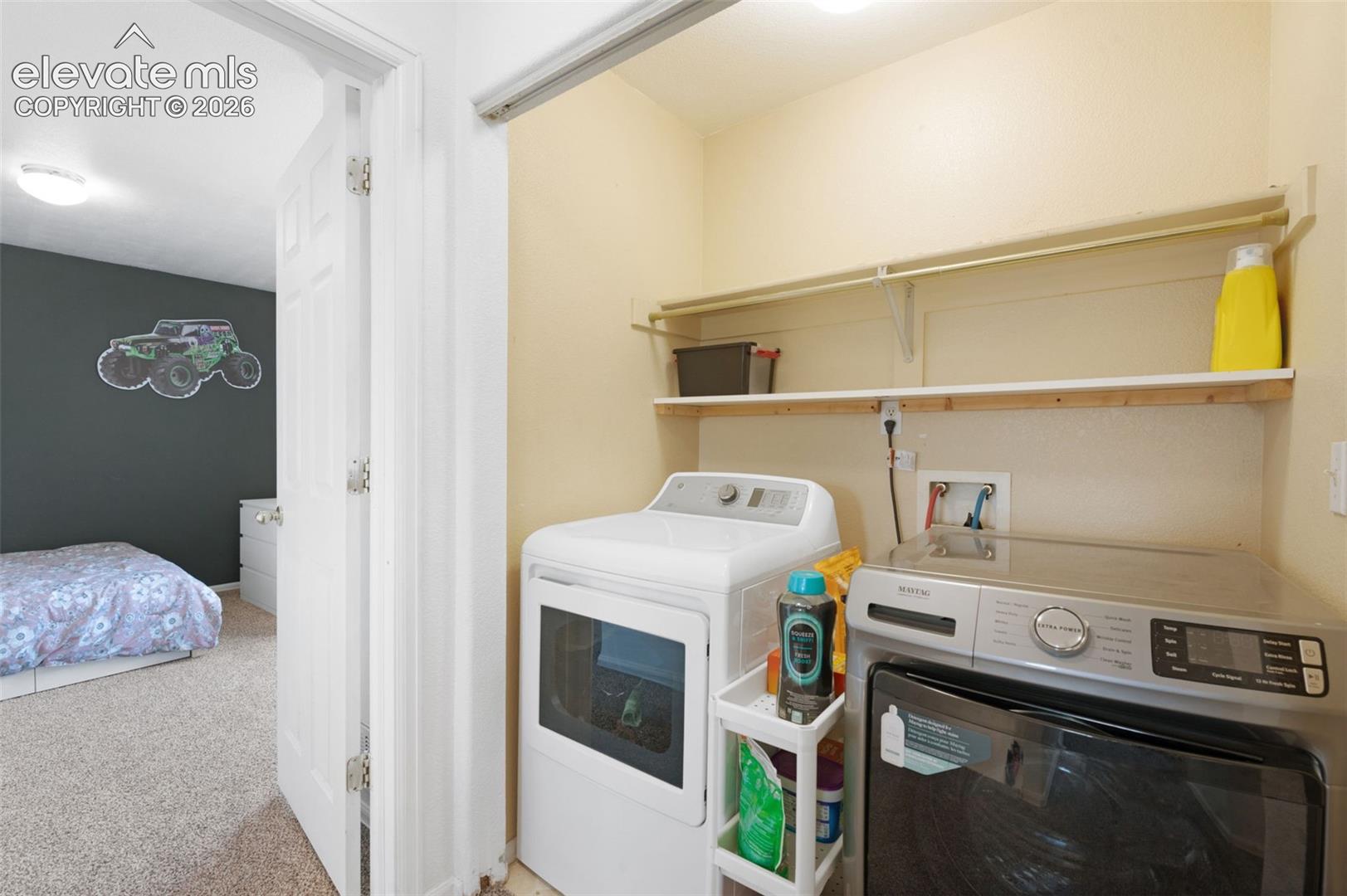 Listing photo 27 for 8239 Monterey Way