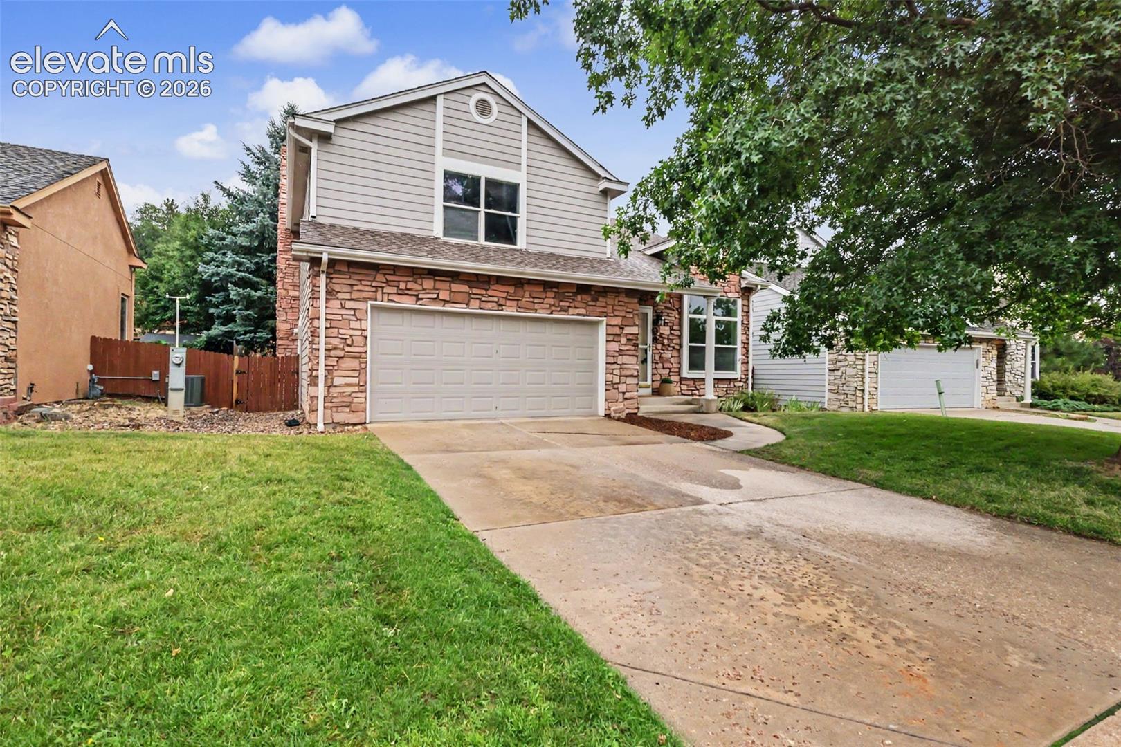 908 Dancing Horse Drive