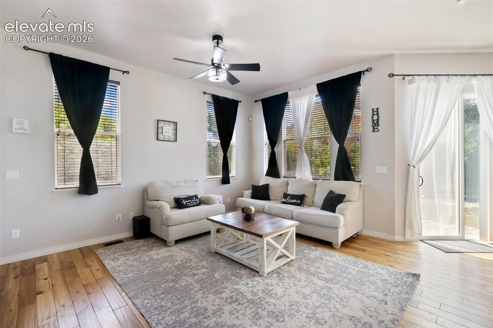 Listing photo 12 for 10388 Mt. Wilson Place