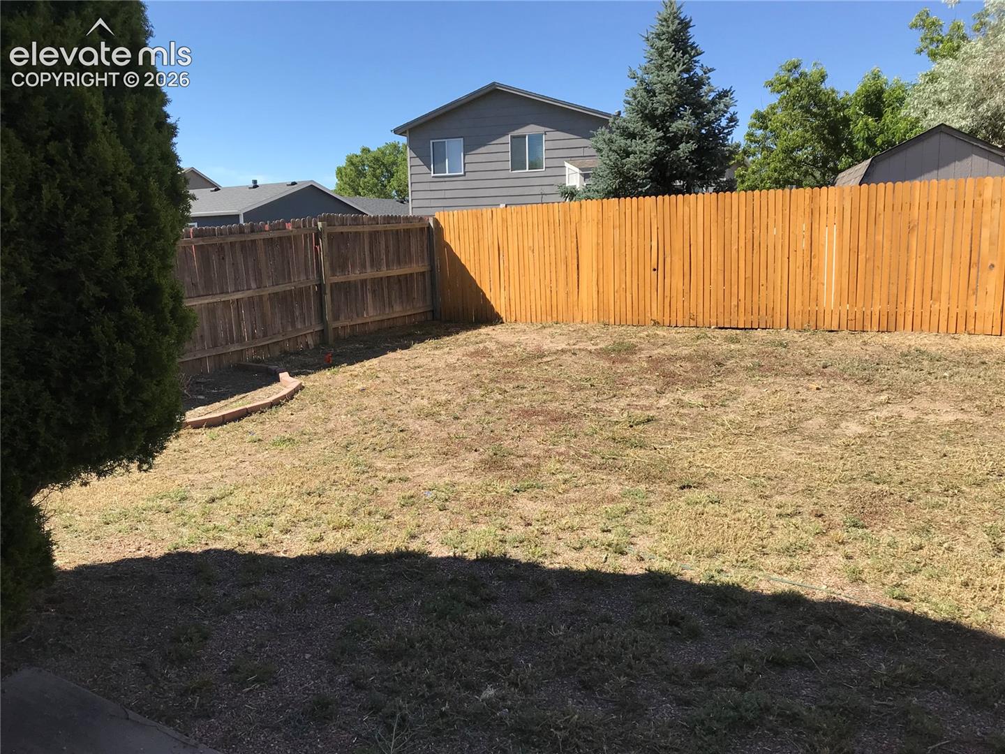 Listing photo 14 for 759 Descendant Drive