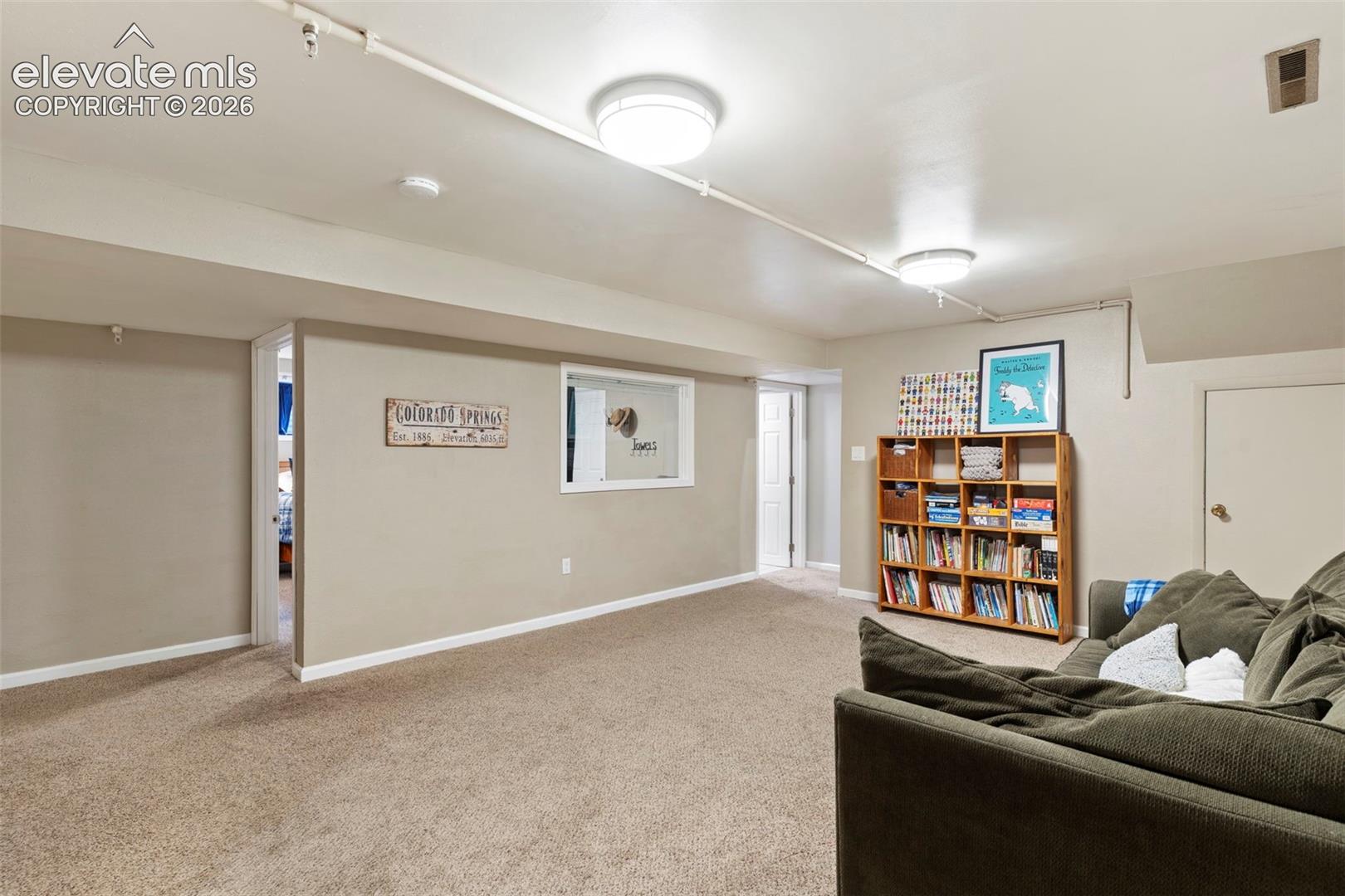 Listing photo 27 for 6372 W Wicklow Circle