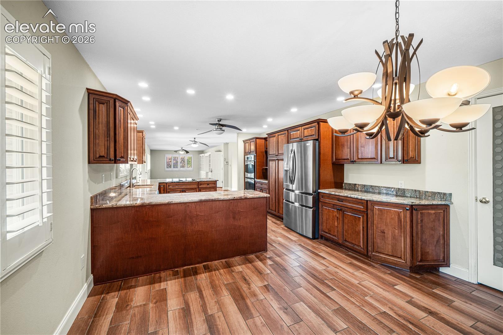 Listing photo 13 for 3514 St Clair Avenue