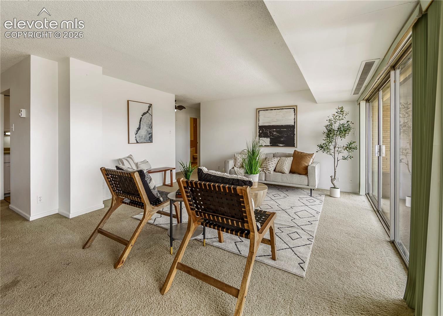 Listing photo 9 for 411 Lakewood Circle A1204