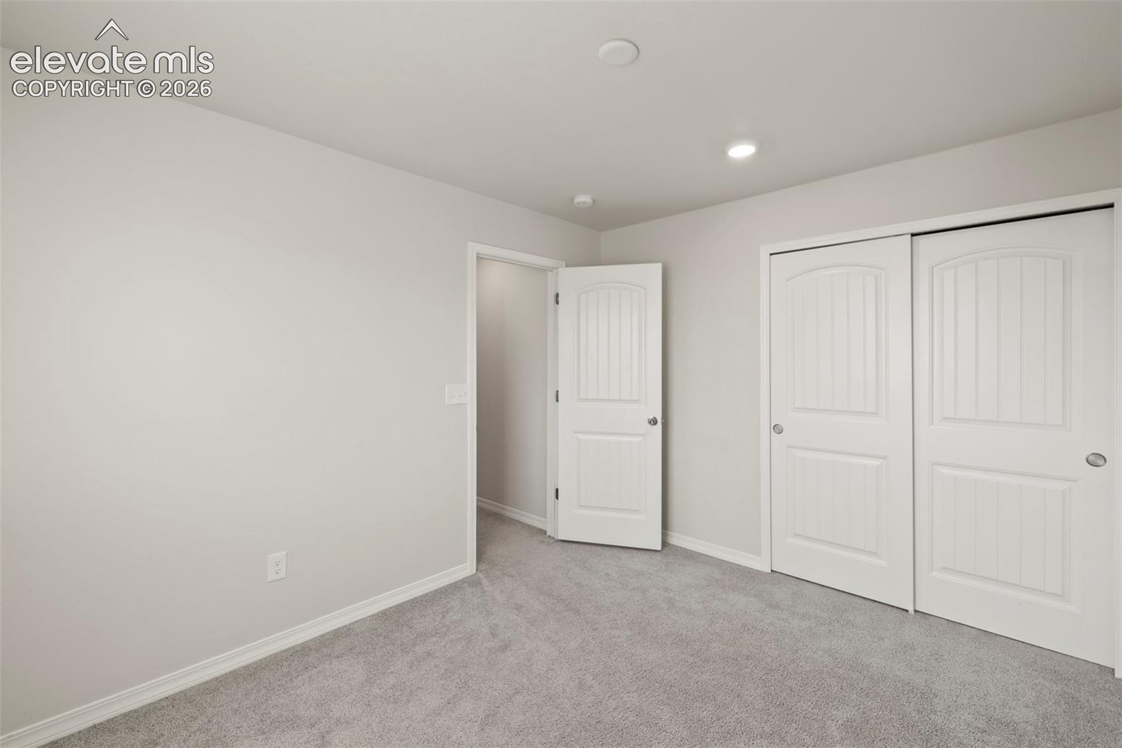 Listing photo 27 for 5659 Heathland Terrace