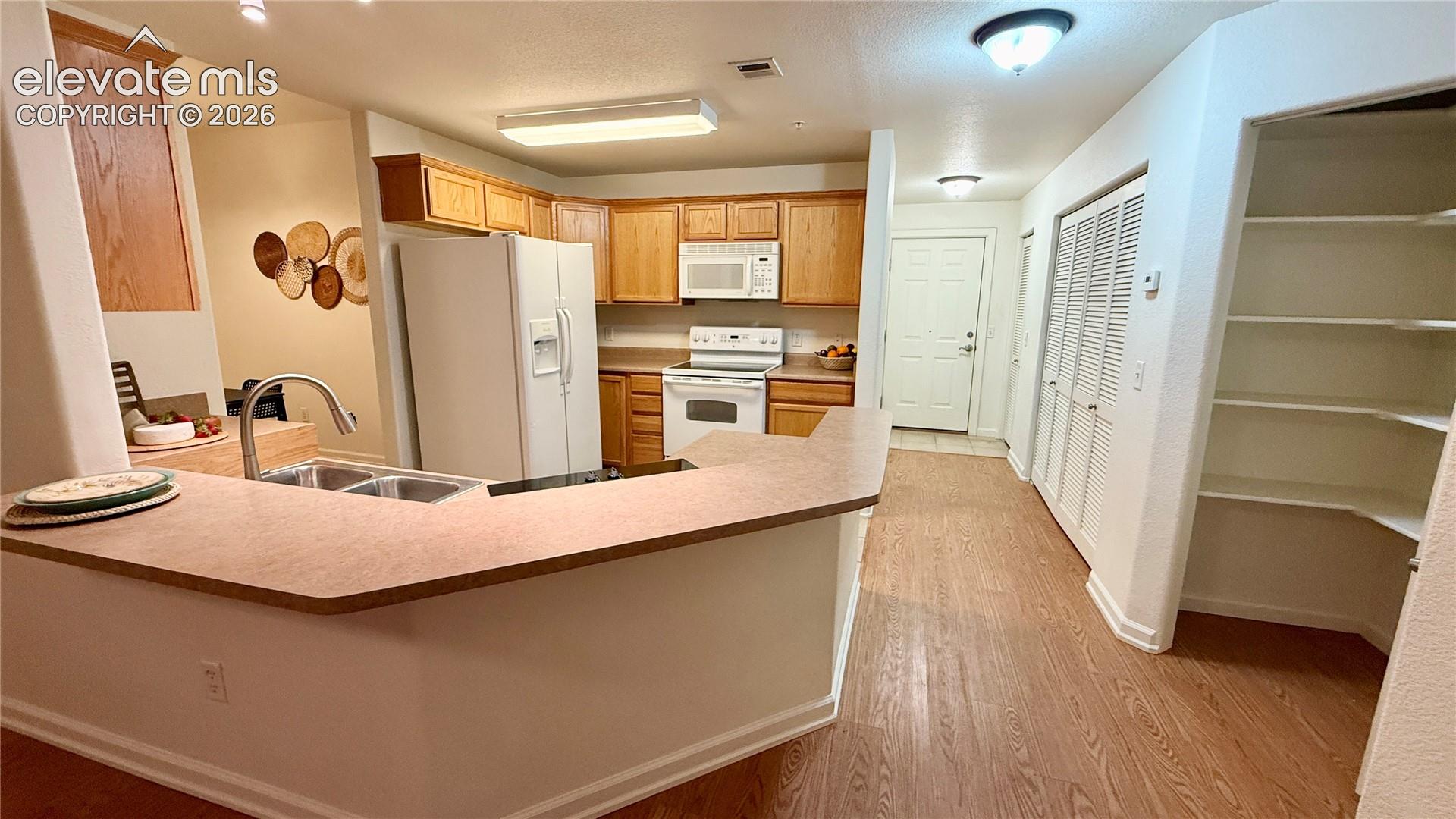 3765 Hartsock Lane, photo 6