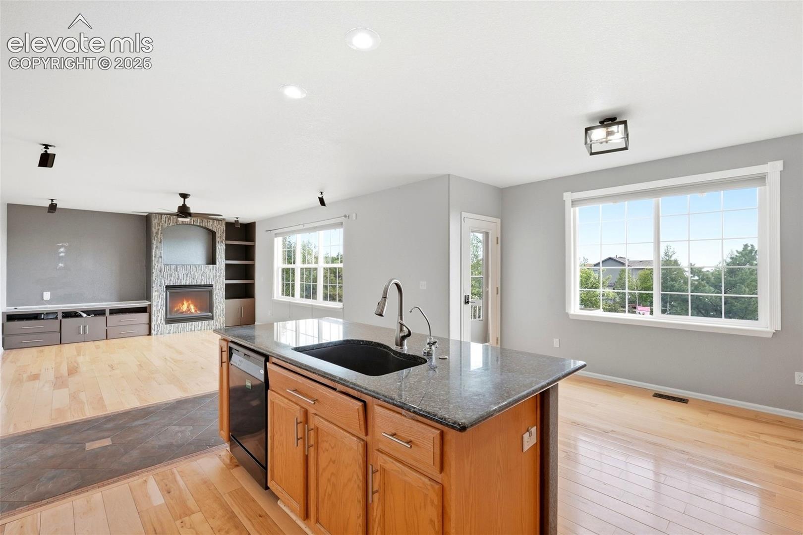 Listing photo 16 for 8931 Oakmont Road