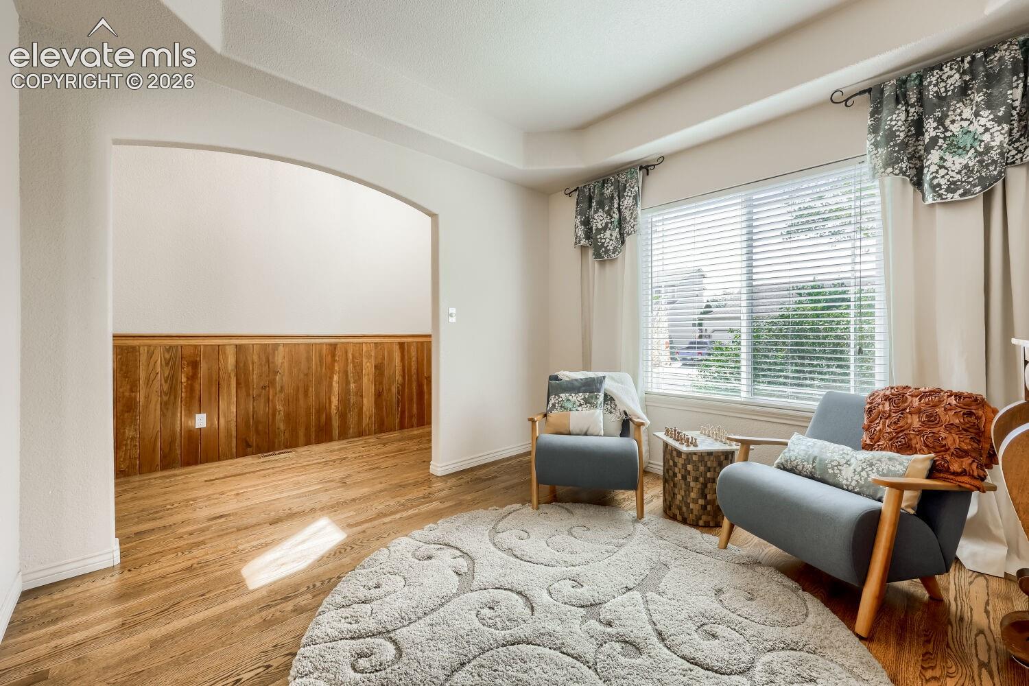 Listing photo 4 for 1586 Lily Lake Drive