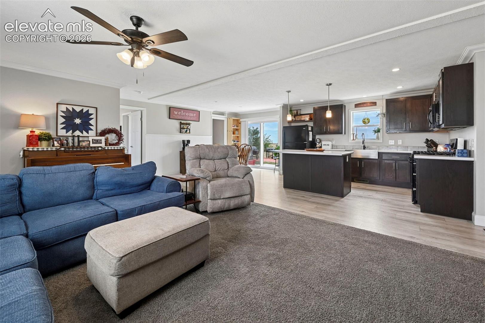 Listing photo 7 for 5717 Sengbeil Road