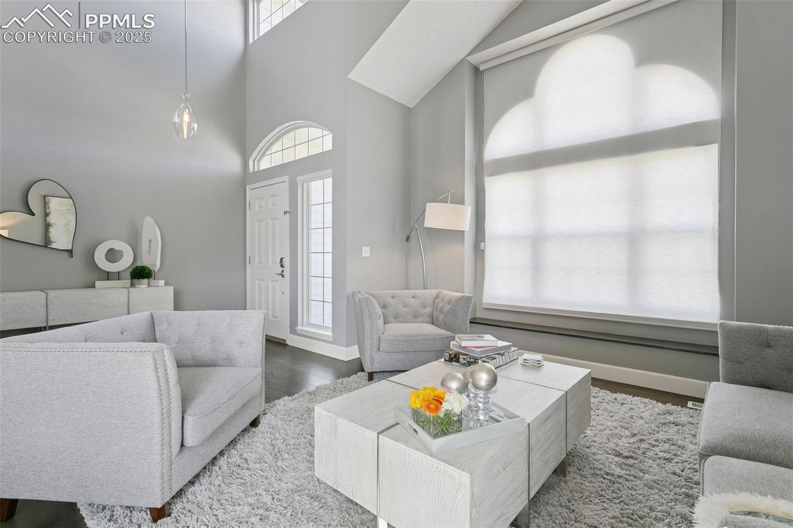 Listing photo 8 for 15510 Jessie Drive