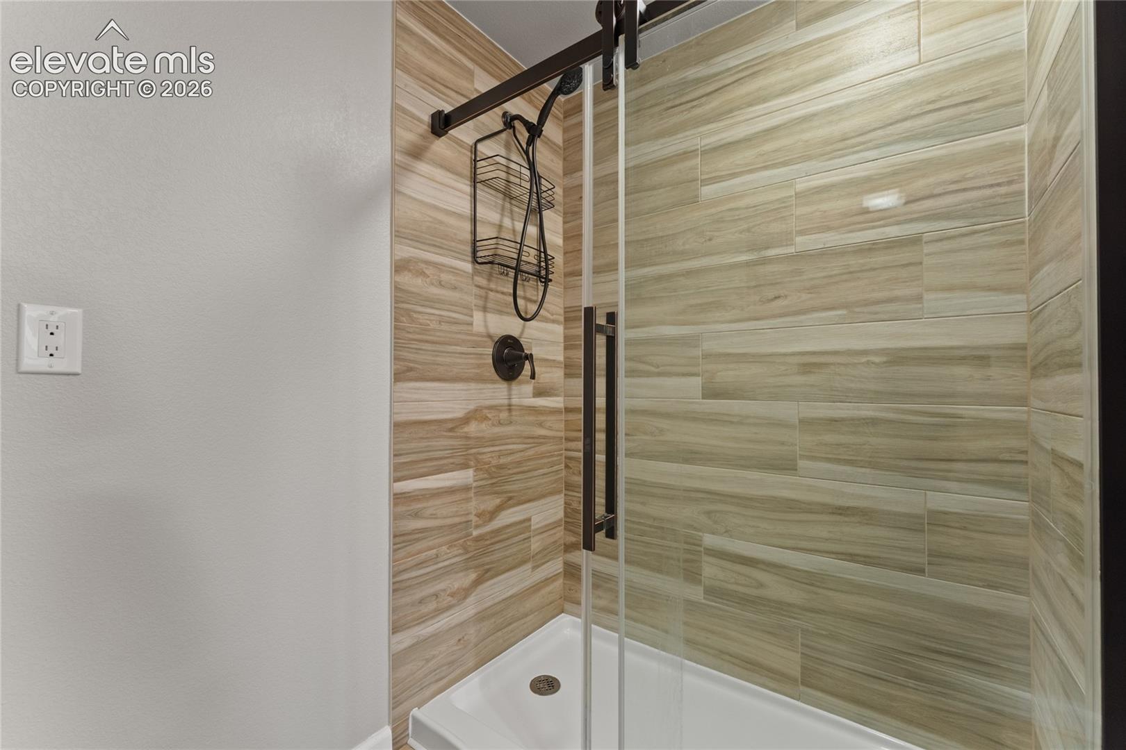 14660 River Oaks Drive, photo 45