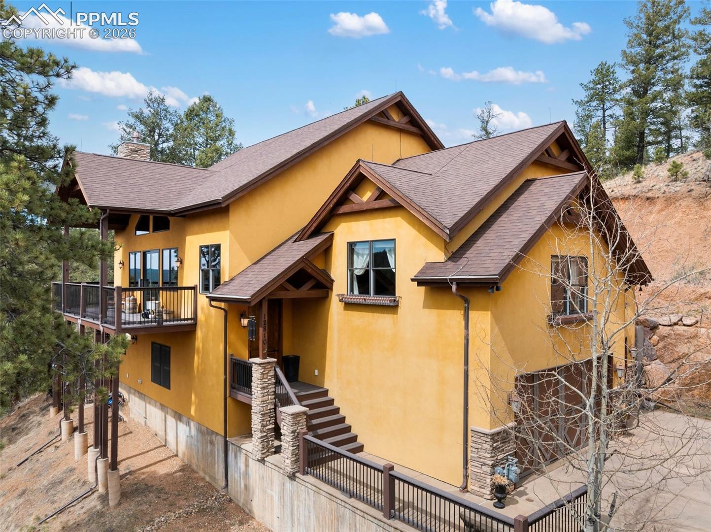 Listing photo 2 for 12810 Rampart Range Road