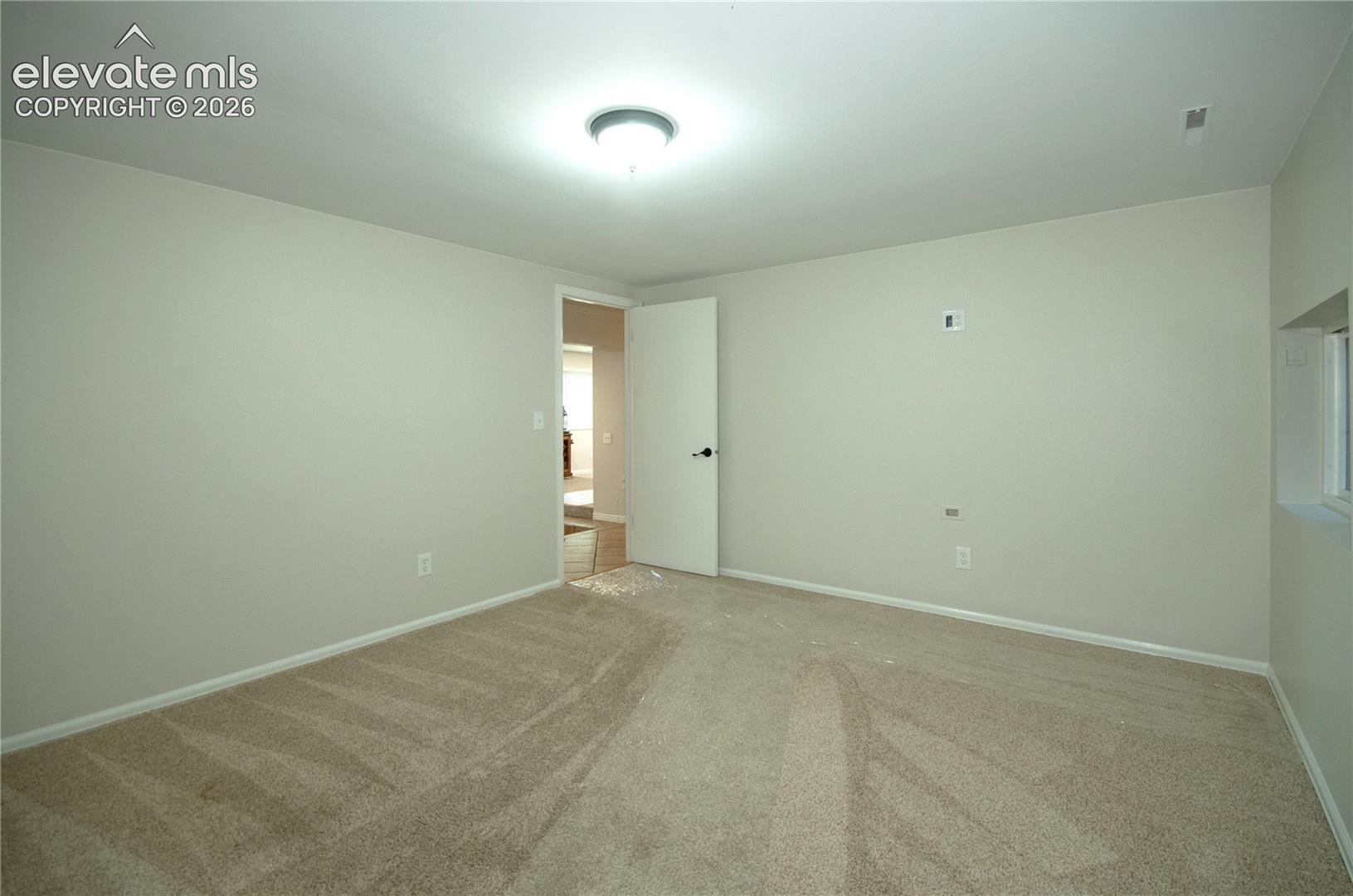 Listing photo 33 for 17360 E Caribou Drive