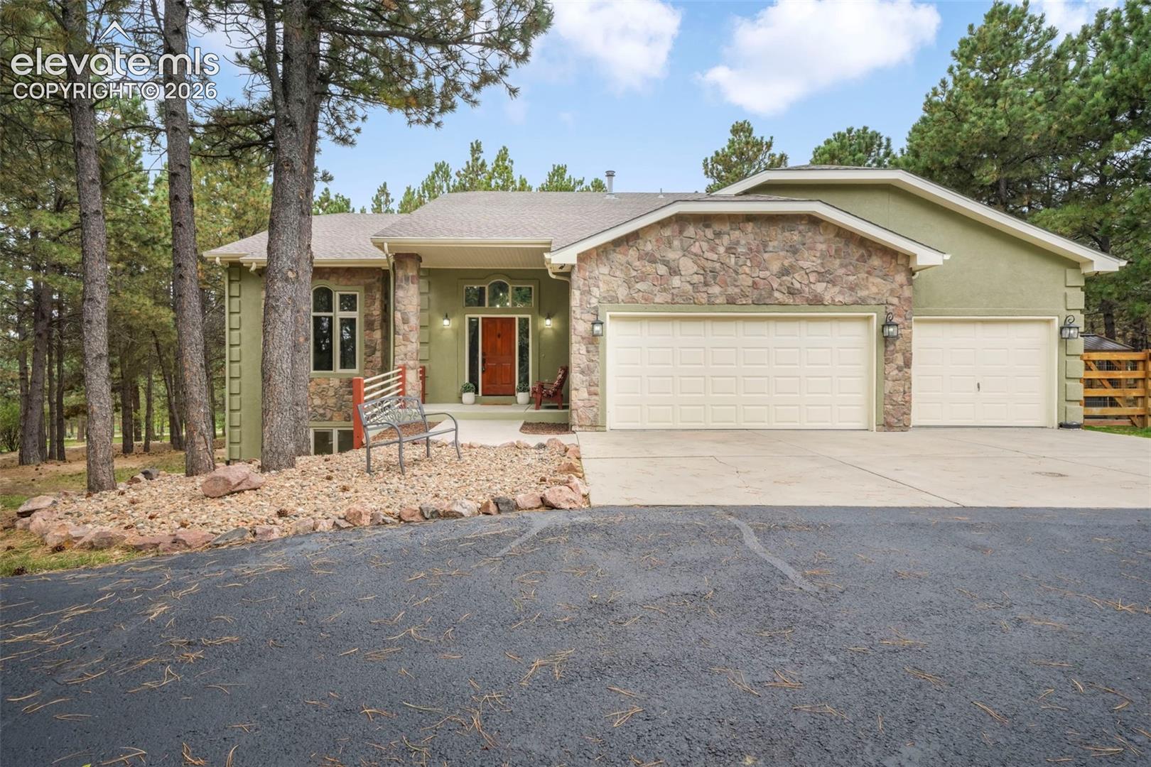 720 Trumpeters Court — listing photo