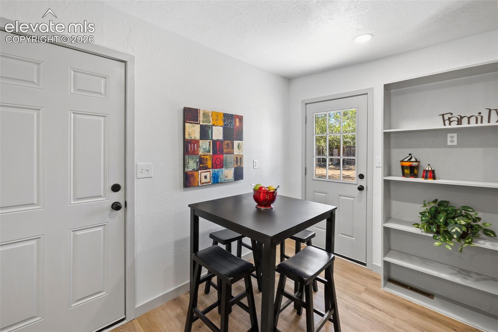 2540 Naples Drive, photo 14