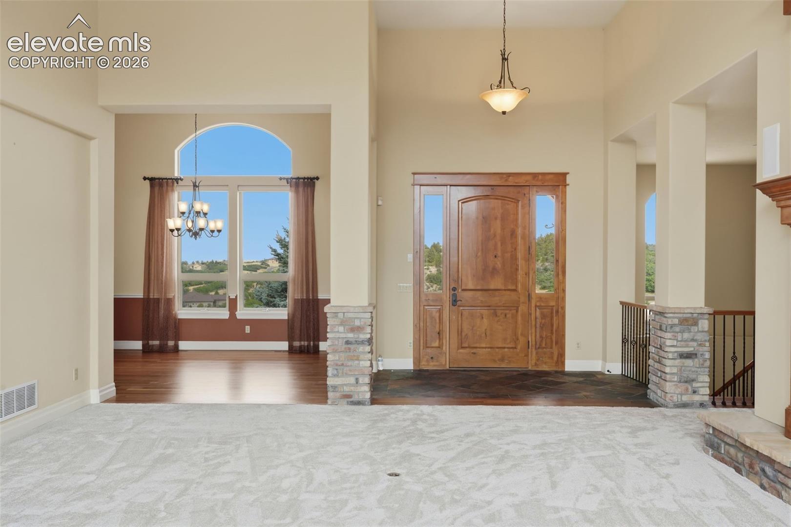 Listing photo 9 for 395 Young Circle