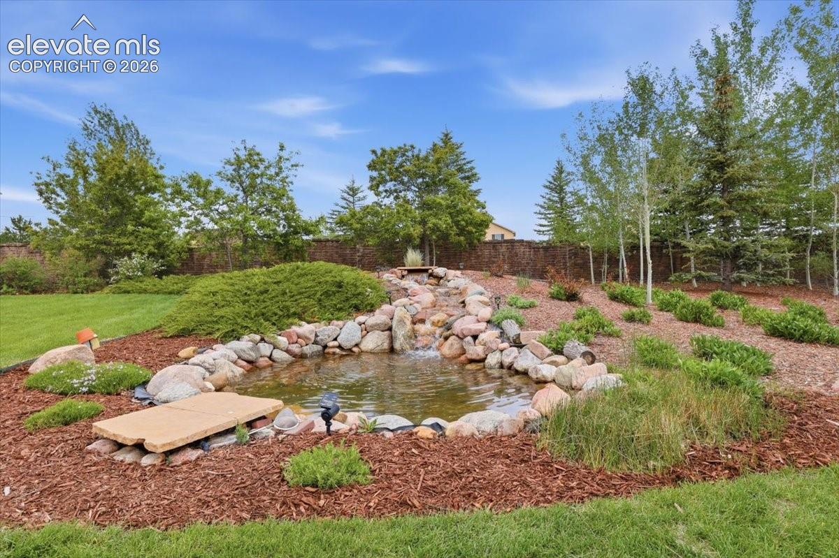 Listing photo 32 for 13485 Cedarville Way