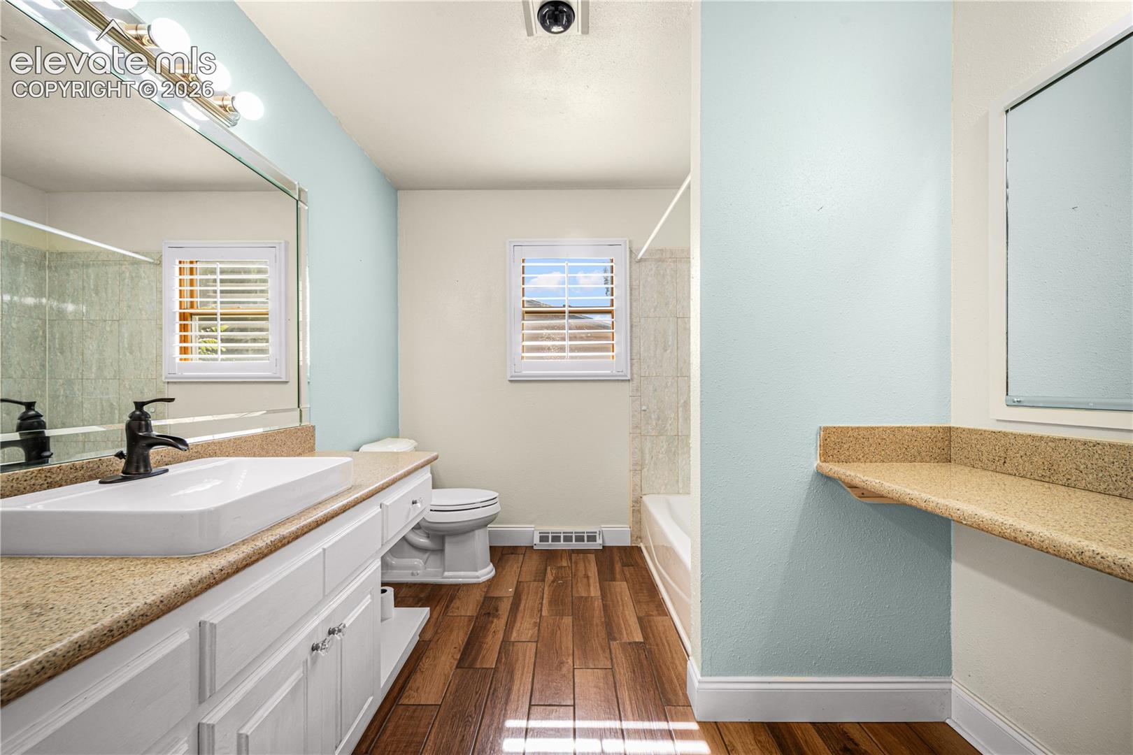 Listing photo 24 for 3514 St Clair Avenue