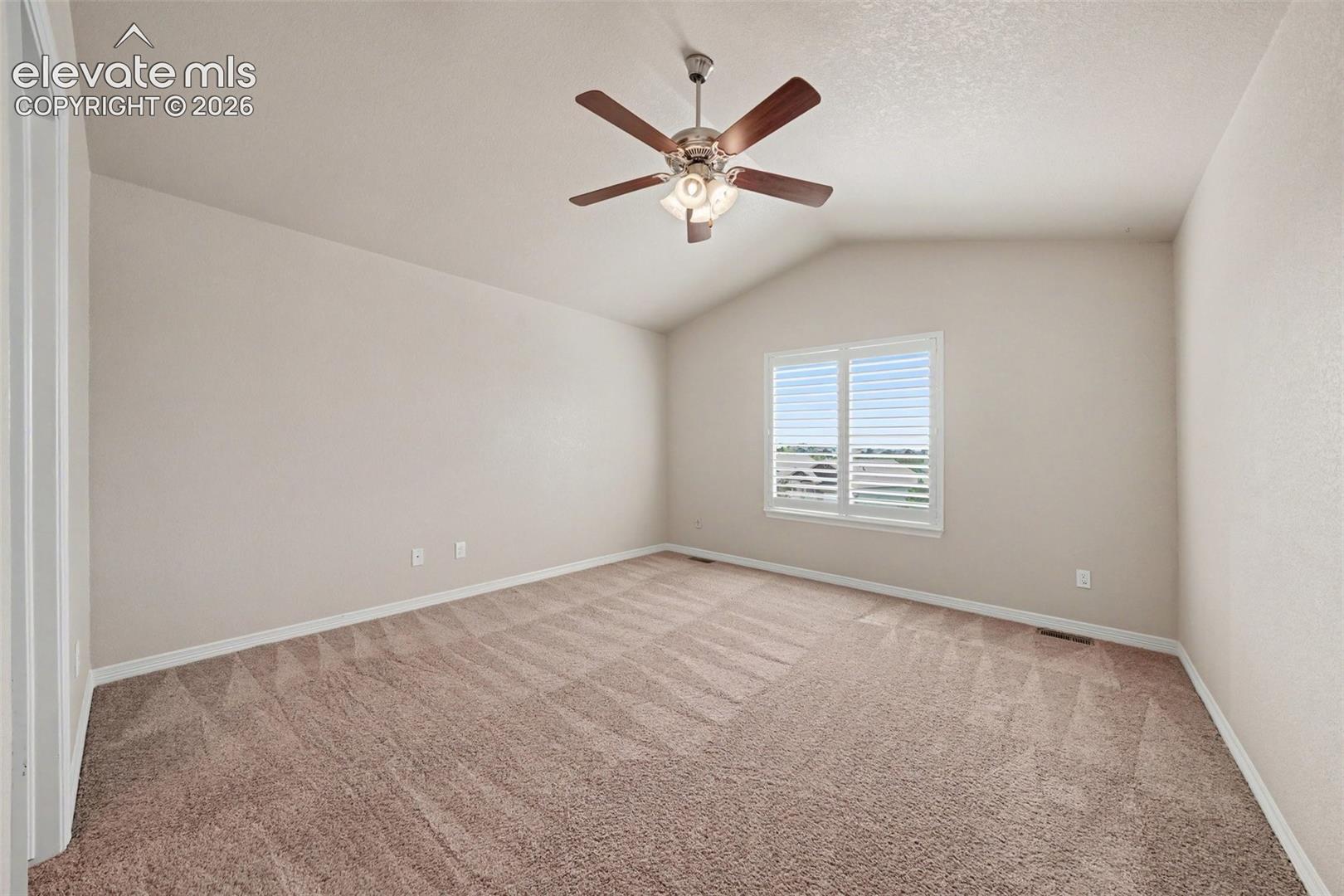 Listing photo 45 for 803 Deschutes Drive