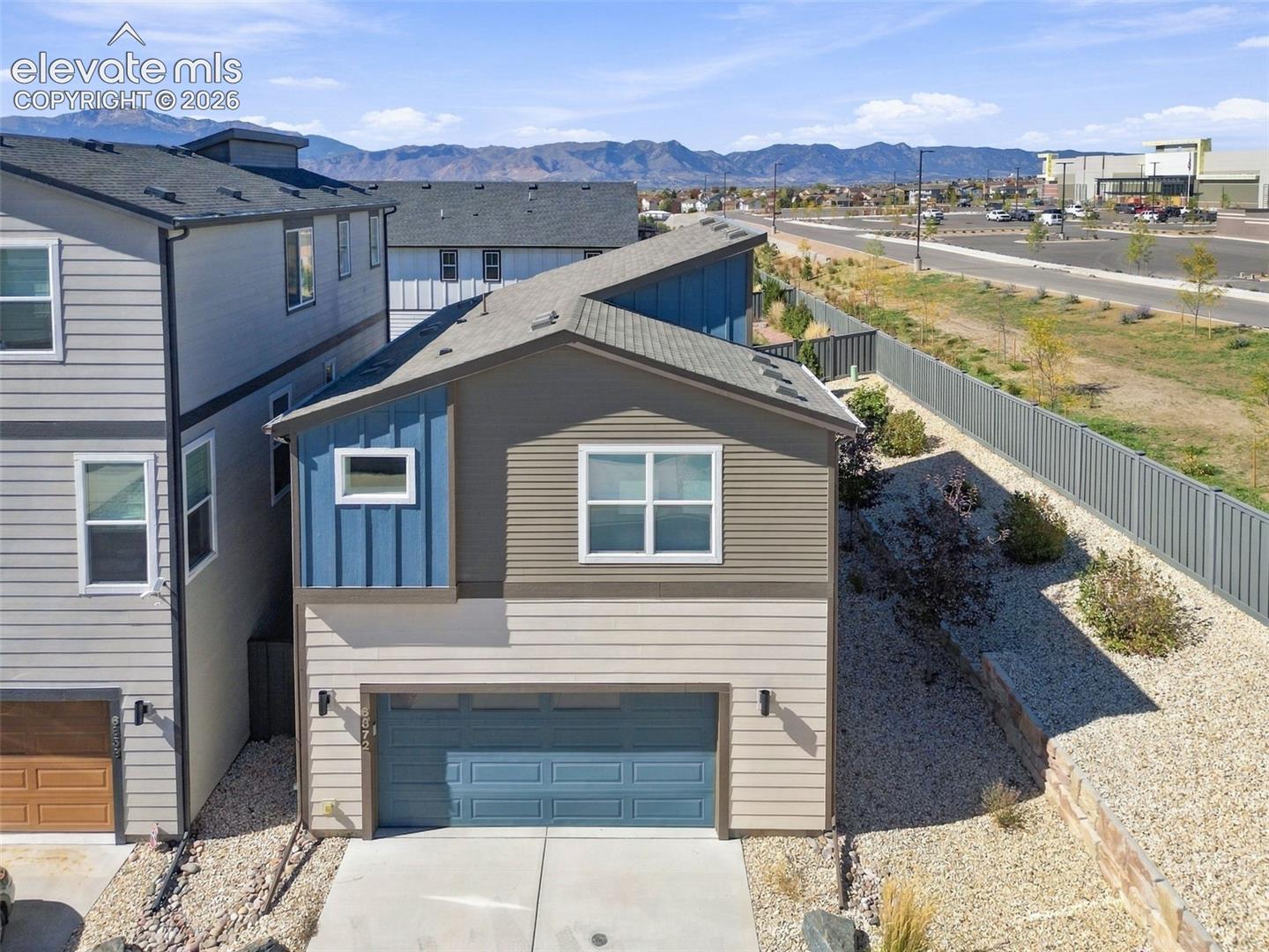 Listing photo 32 for 6872 Lily Mountain Lane