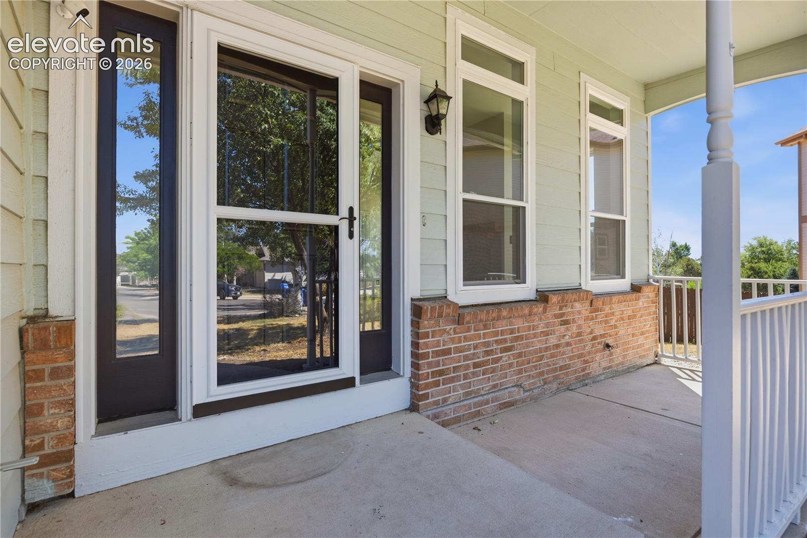 Listing photo 6 for 6650 Riata Court