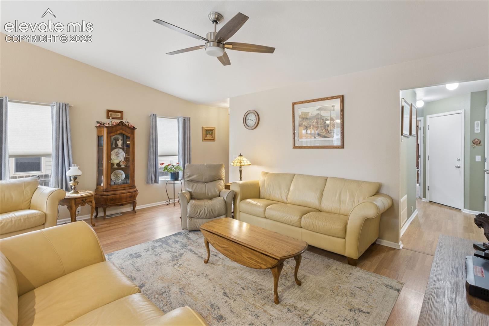 Listing photo 8 for 9351 Bethpage Road