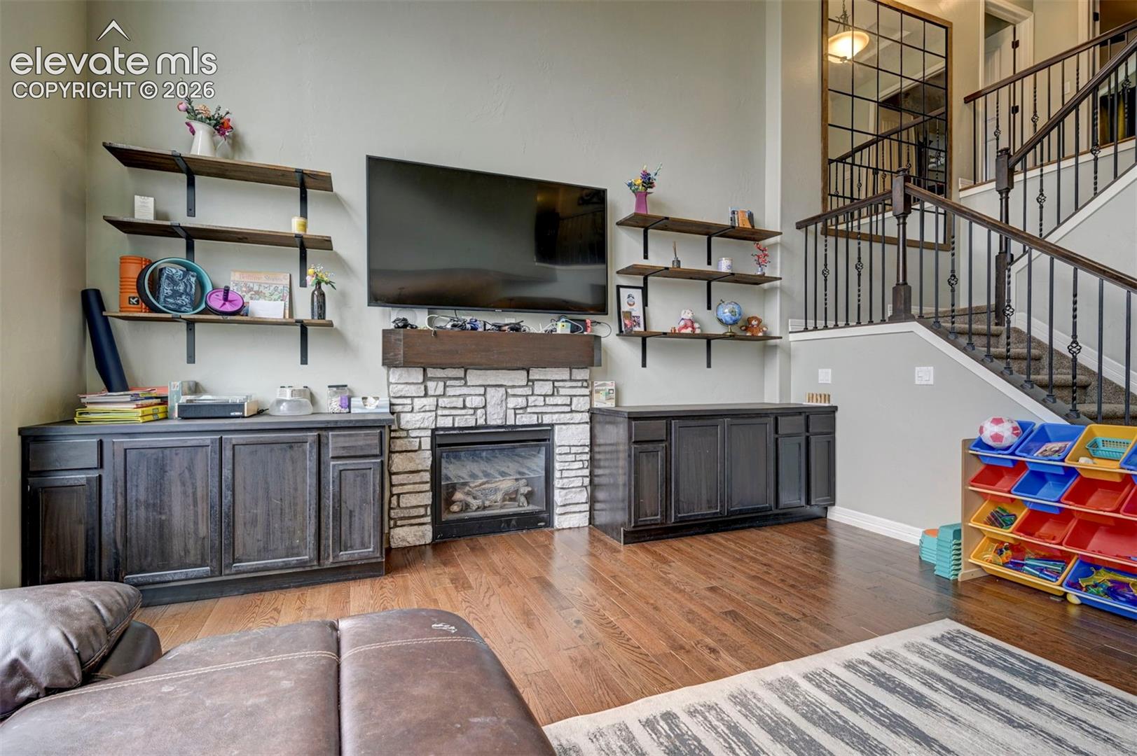 Listing photo 6 for 10249 Mt Lincoln Drive