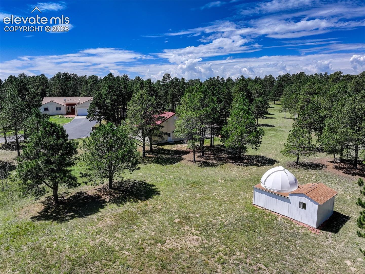 Listing photo 40 for 11570 Milford Road