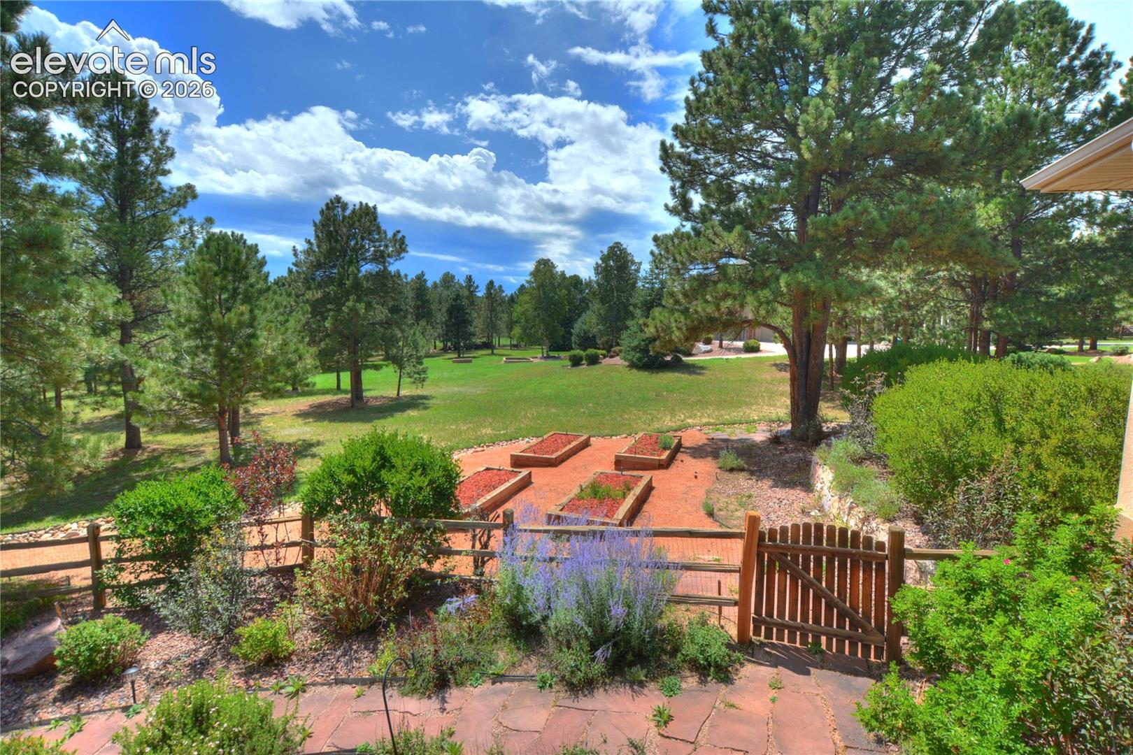 Listing photo 48 for 19315 Bardsley Place