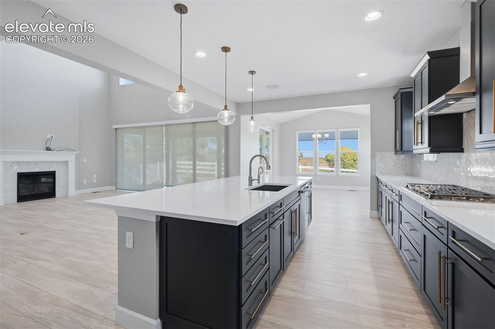 Listing photo 6 for 6151 Saddle Bow Avenue