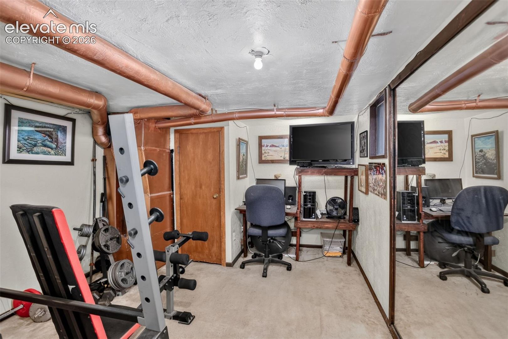 Listing photo 24 for 450 S Quitman Street