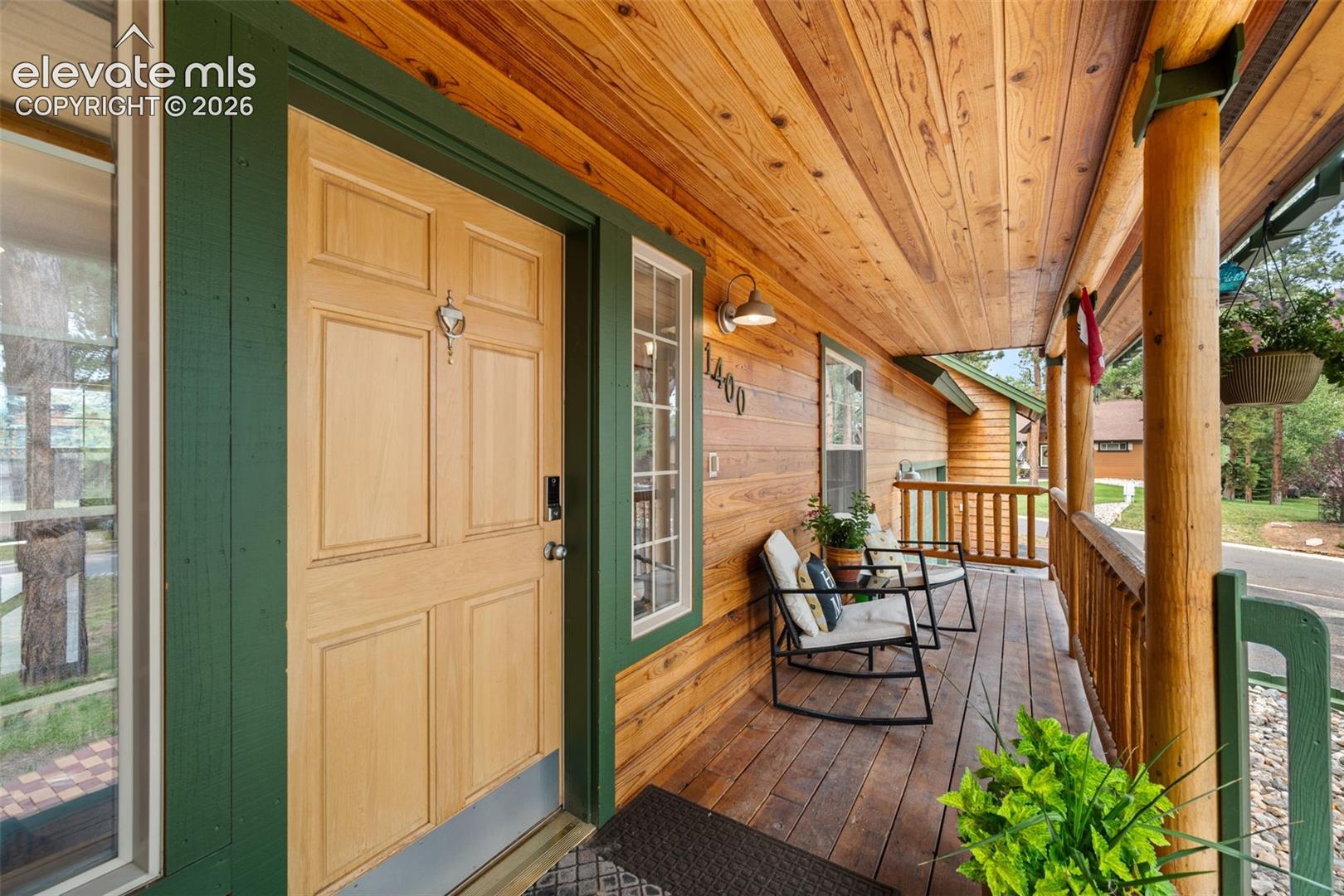 Listing photo 4 for 1400 Eagle Trace Court