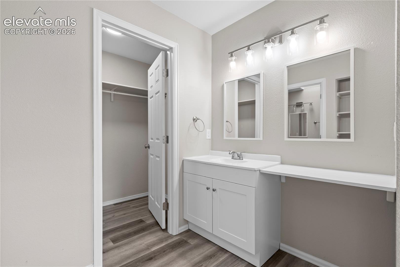 1542 4th Street, photo 17