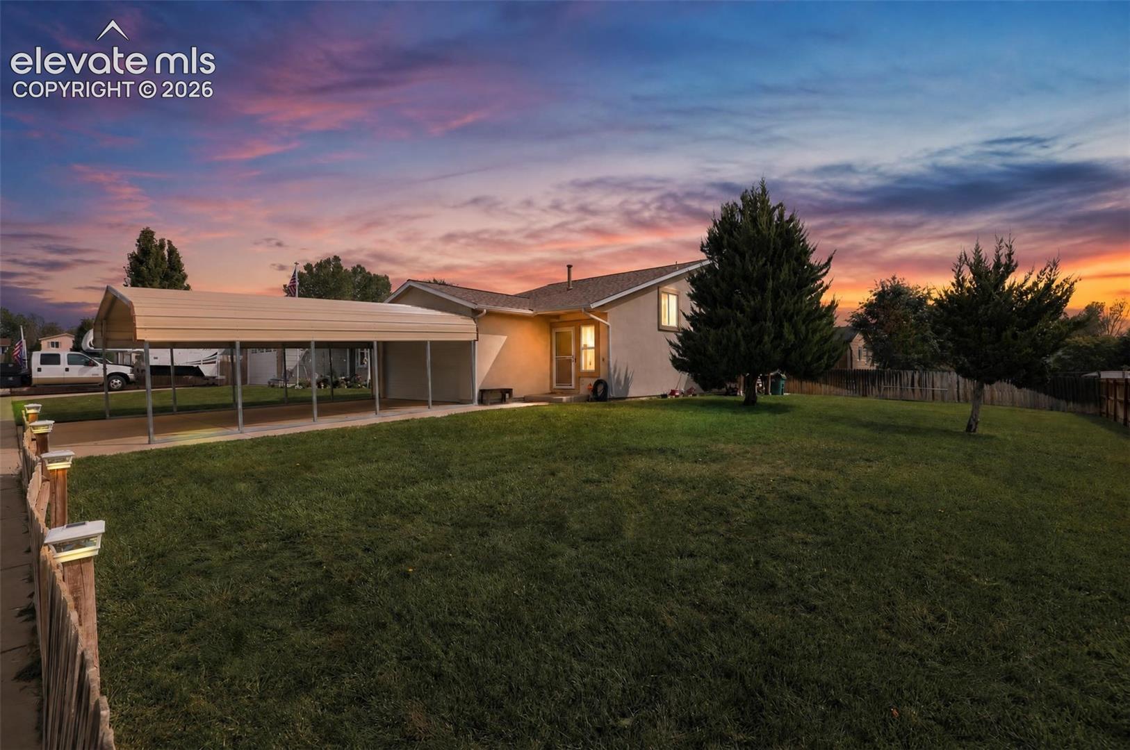 4565 Howland Street โ listing photo