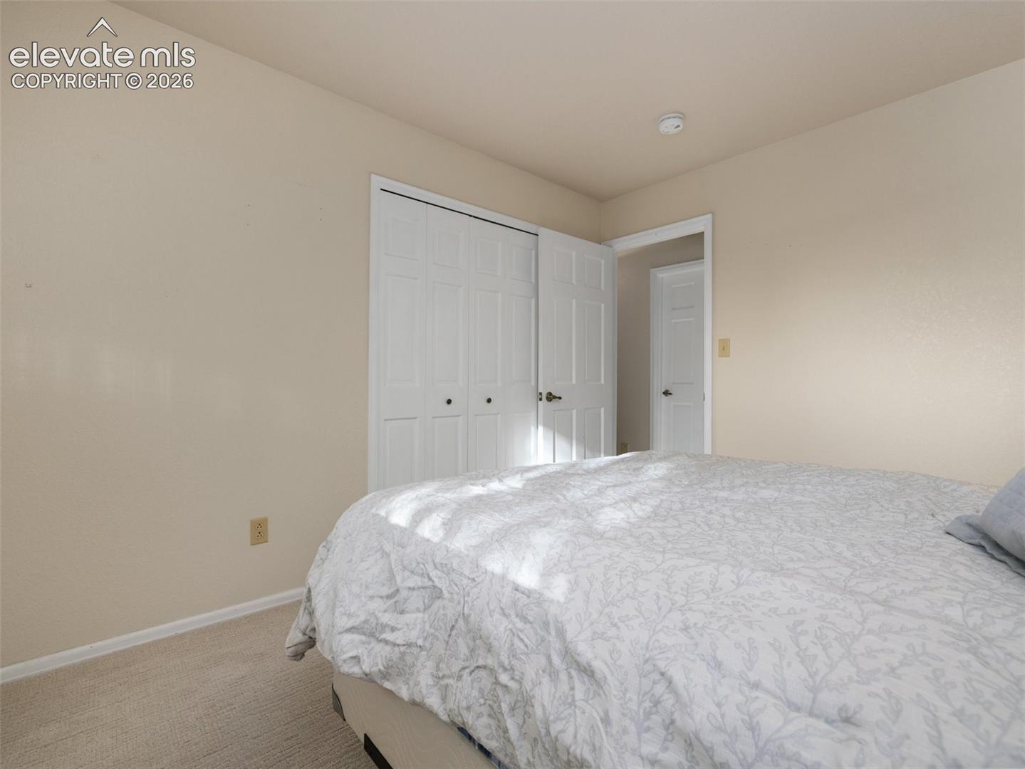 Listing photo 25 for 2525 Ramsgate Terrace