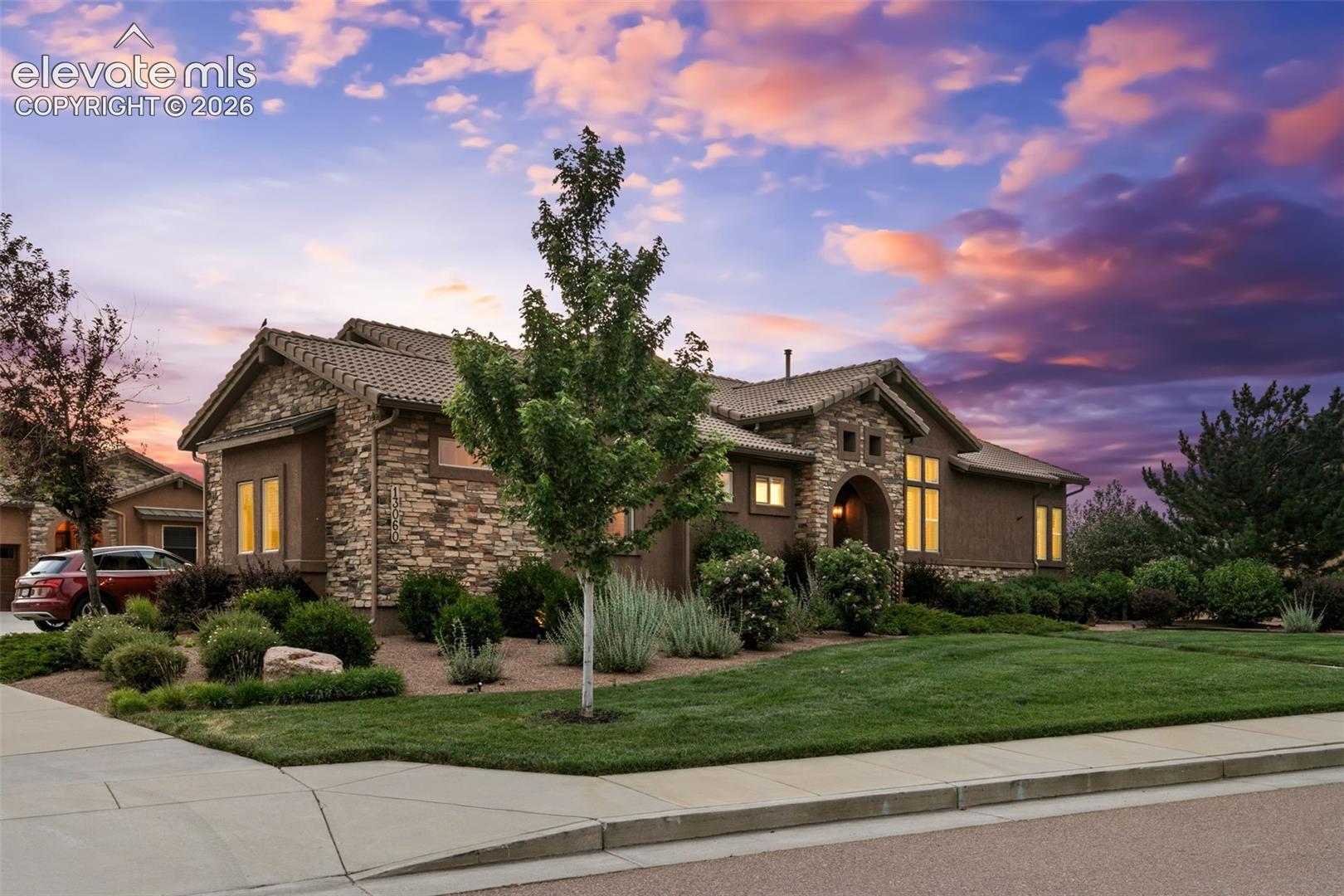 Listing photo 3 for 13060 Penfold Drive