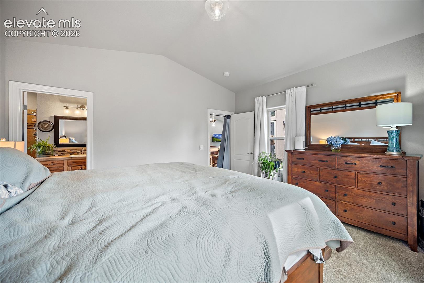 Listing photo 16 for 1101 Ptarmigan Drive